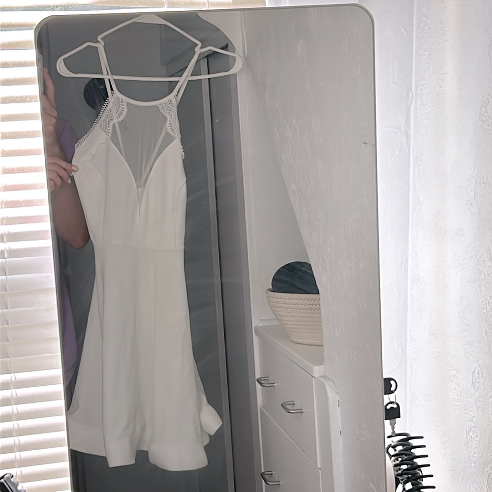 White Dress 👗 Cocktail party dress - Picture 1 of 15